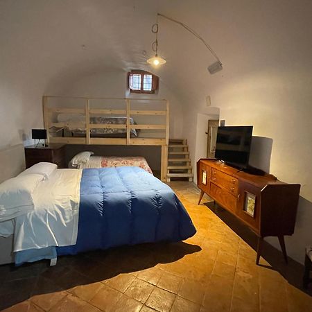 Piazzetta Del Forno Appartamento Assergi Exteriör bild