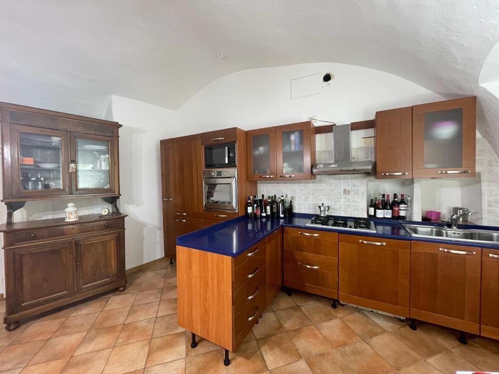 Piazzetta Del Forno Appartamento Assergi Exteriör bild